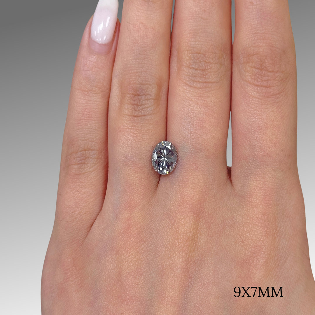 7x9mm ( DEW 2ct) oval light grey moissanite