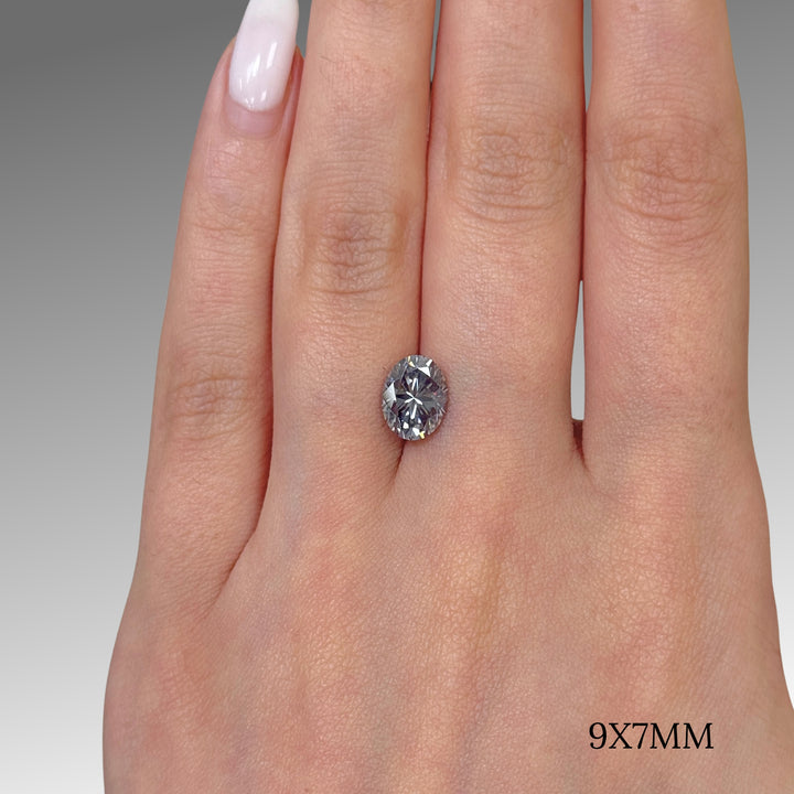 7x9mm ( DEW 2ct) oval light grey moissanite