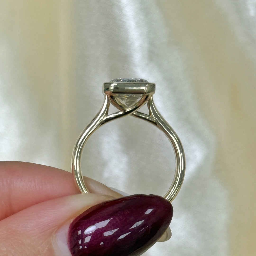 Ready to Ship  Ray 4.61ct Criss-Cut Lab Diamond E/VS1  Engagement Ring in 14k Yellow Gold