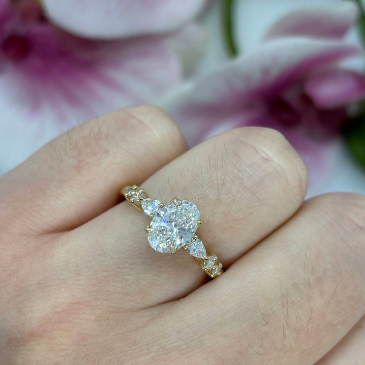 AGI Design Emma Oval Moissanite Engagement Ring