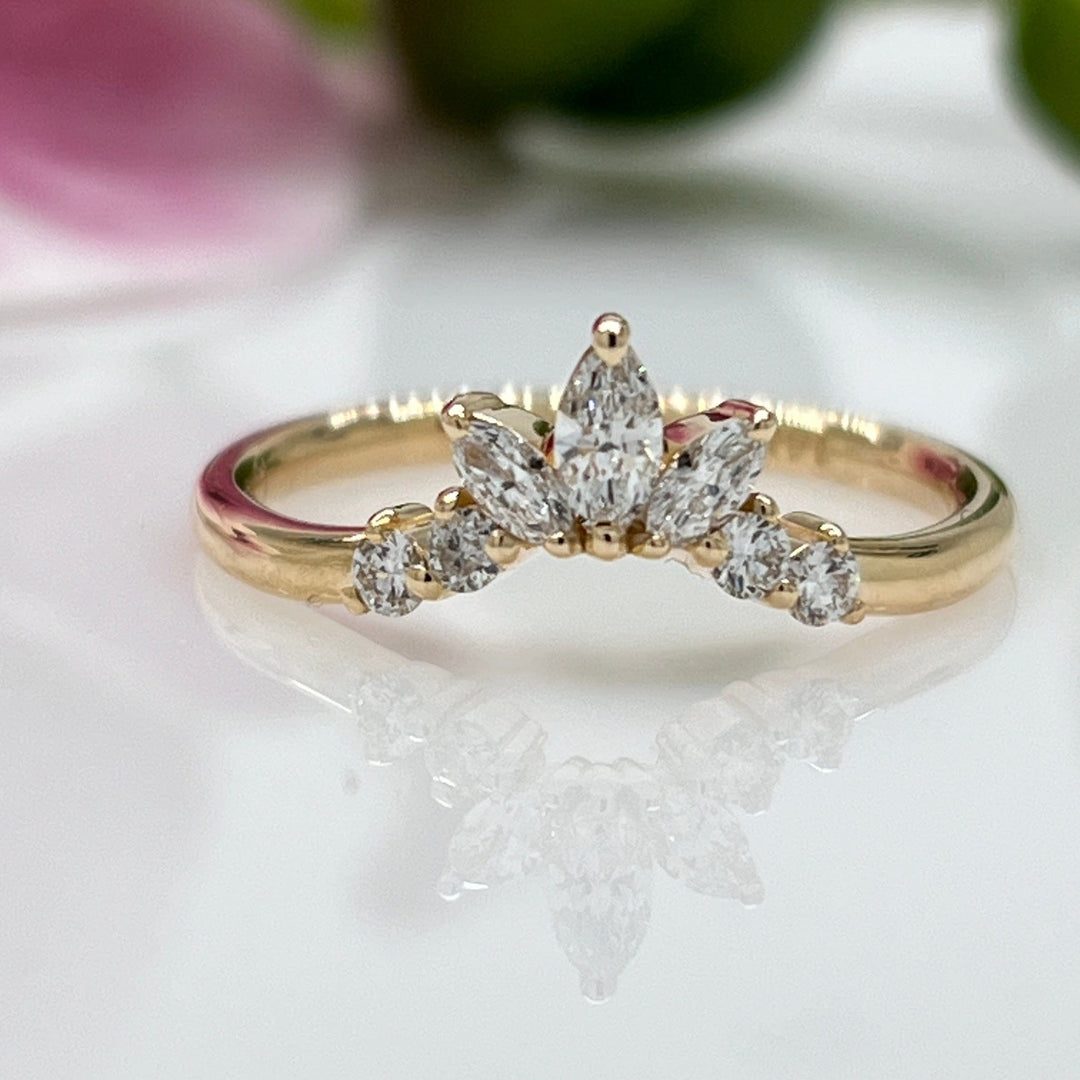 AGI Design Mia lab-created diamond curved wedding band