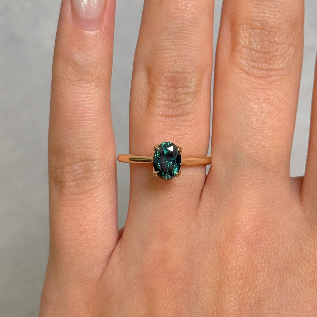 AGI Design Nora Oval Green  Moissanite Tulip Engagement Ring