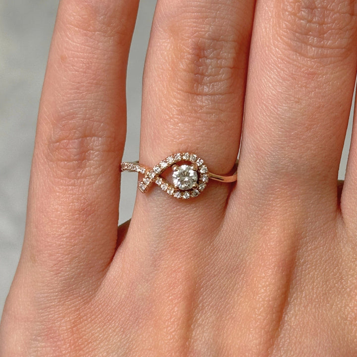 AGI Design Ready to Ship  0.22ct I1/G natural Diamond Engagement Ring