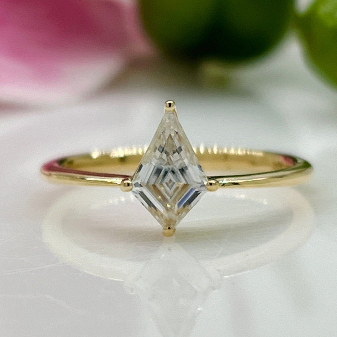 AGI Design Ready to Ship  0.75ct Kite Shape Moissanite Engagement Ring in 14K Yellow Gold