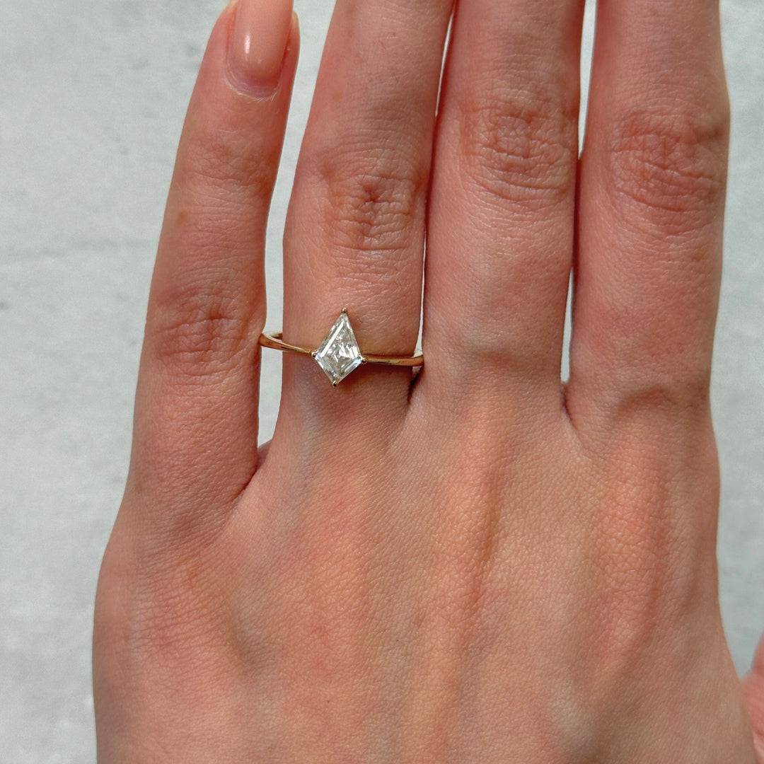 AGI Design Ready to Ship  0.75ct Kite Shape Moissanite Engagement Ring in 14K Yellow Gold
