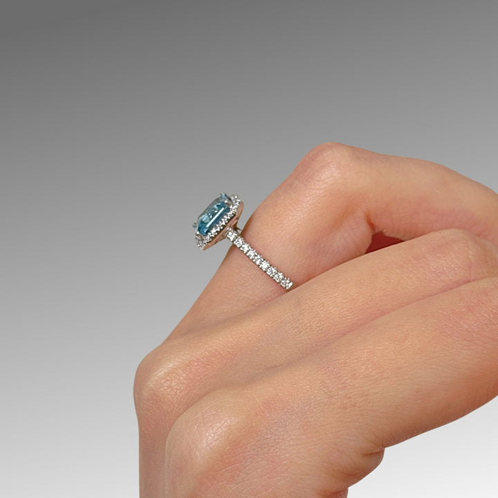 AGI Design Ready to Ship 2.8ct. Blue Topaz Engagement Ring