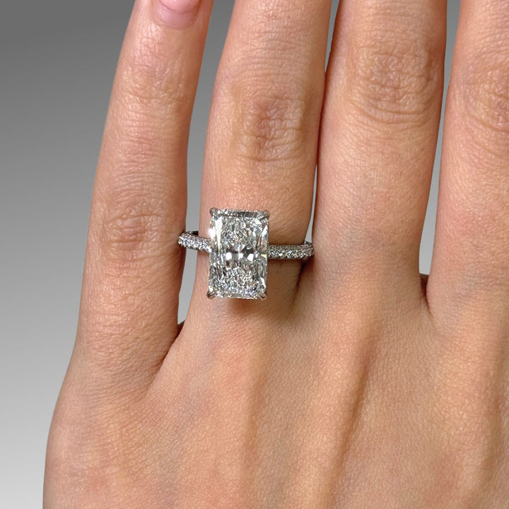 AGI Design Ready to Ship  4.29ct D/VVS2 Radiant Lab-Created Diamond Engagement Ring in Platinum