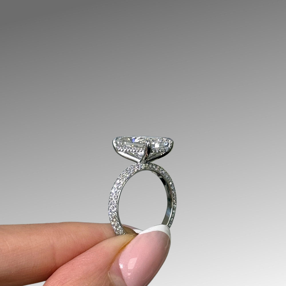 AGI Design Ready to Ship  4.29ct D/VVS2 Radiant Lab-Created Diamond Engagement Ring in Platinum