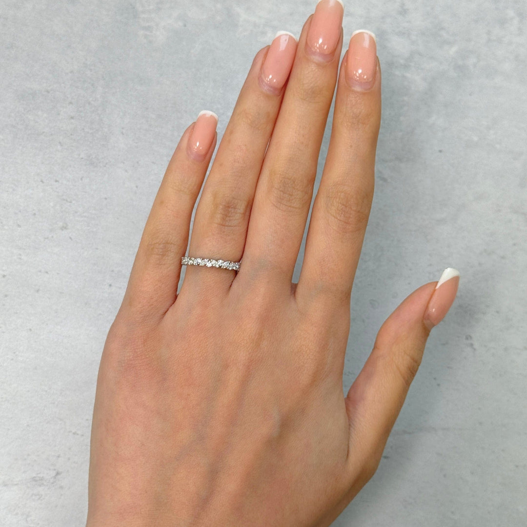 AGI Design Ready to Ship  Agnes Lab-Created Diamonds Wedding Band