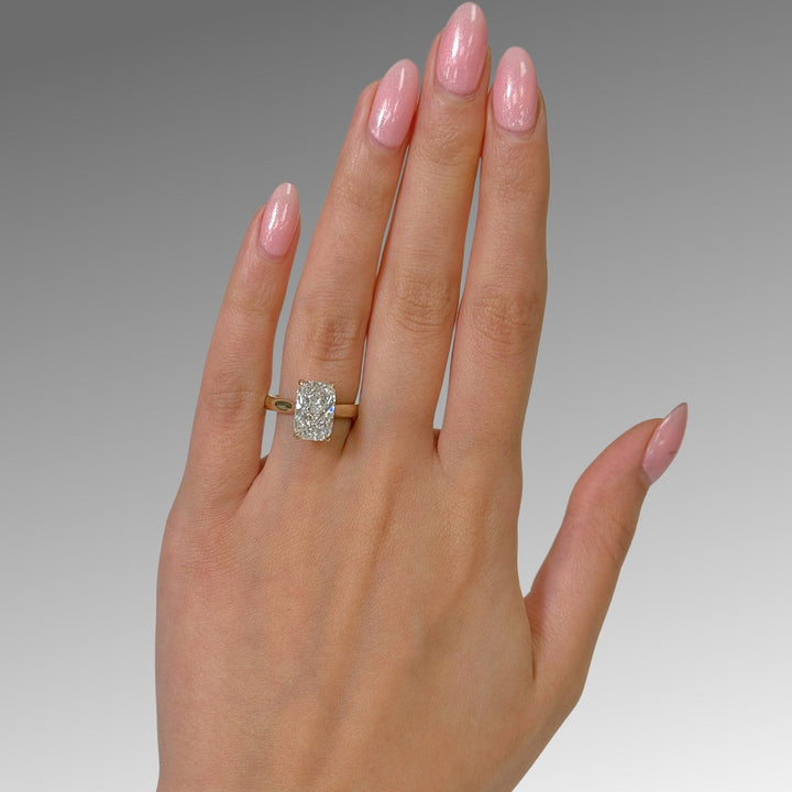 AGI Design Ready to Ship  Chloe 3.65ct cushion cut Lab Diamond E/VS1  Engagement Ring in 14k yellow gold