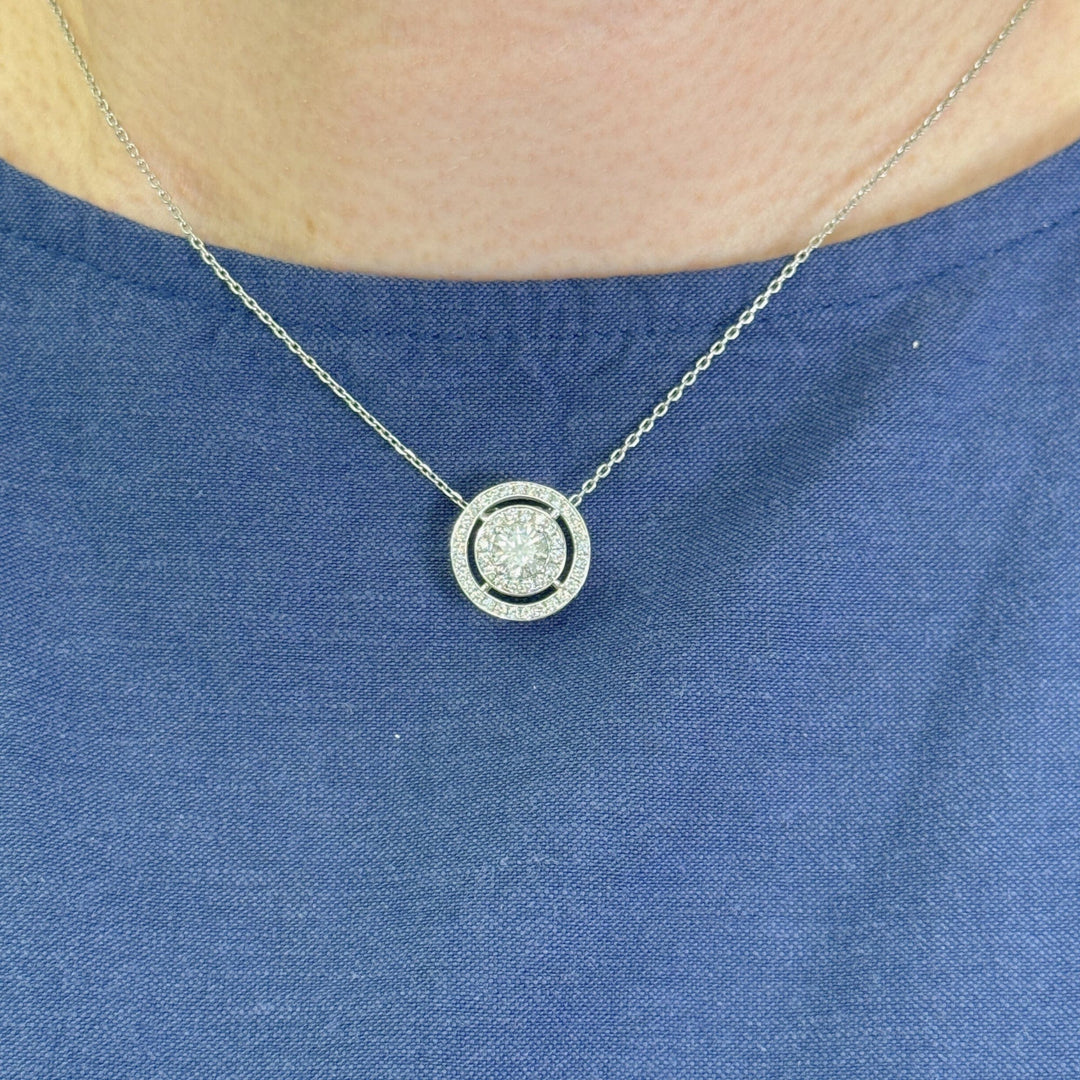 AGI Design Ready to Ship: Diamond Pendant in 14k White Gold