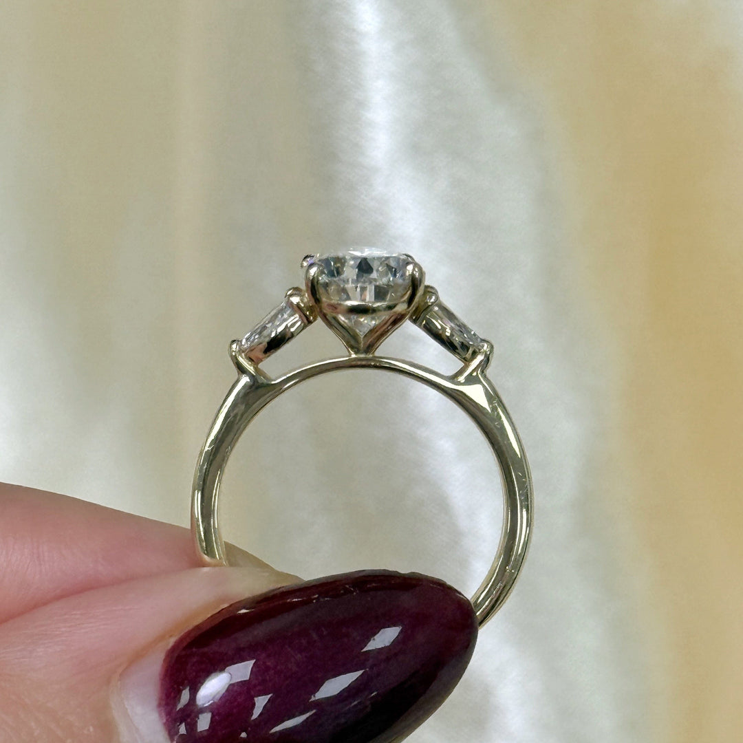 AGI Design  Ready to Ship  Linda 2.71ct Pear Shape Lab Diamond E/VVS2 Three Stone Engagement Ring in 14K Yellow Gold