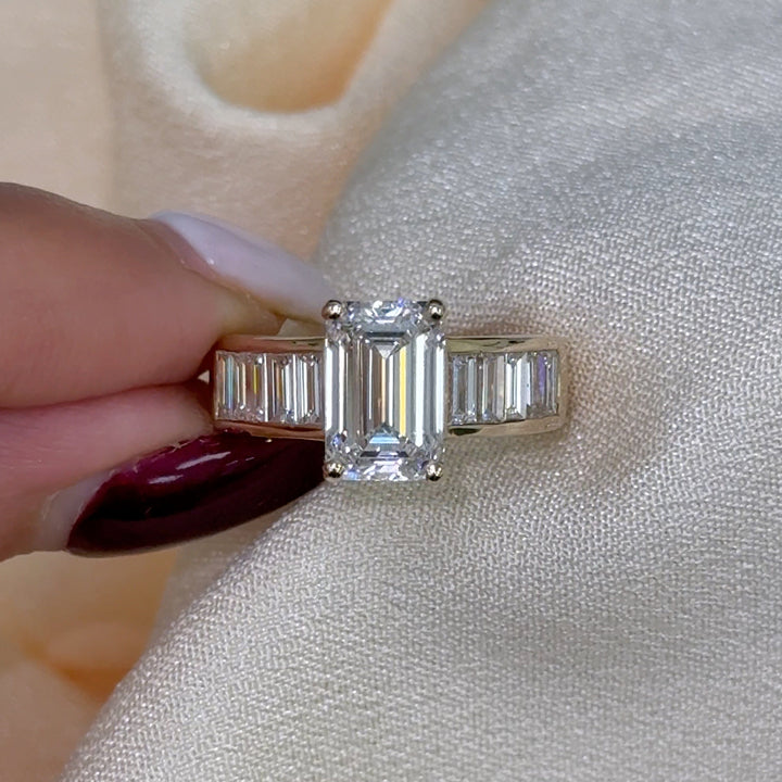 AGI Design Ready to Ship  Mady 2.81ct Emerald Lab Diamond E/VS1  Engagement Ring in 14K Yellow Gold