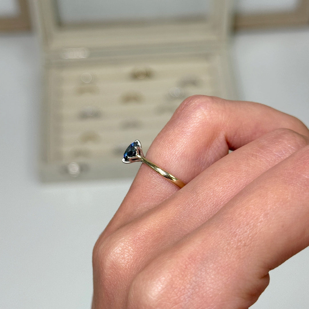 AGI Design Ready to Ship  Mary 1ct Round Blue Moissanite Engagement Ring in 14k white/ yellow gold