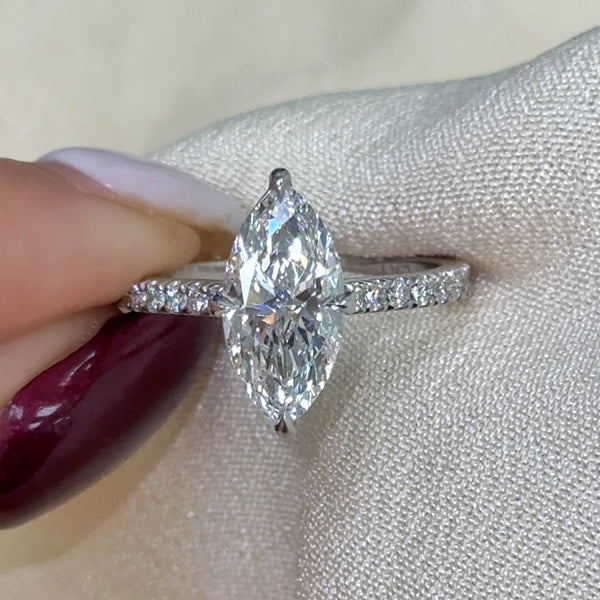 AGI Design Ready to Ship  Nelly 2.07ct marquise Lab Diamond E/VVS2  Engagement Ring in Platinum)