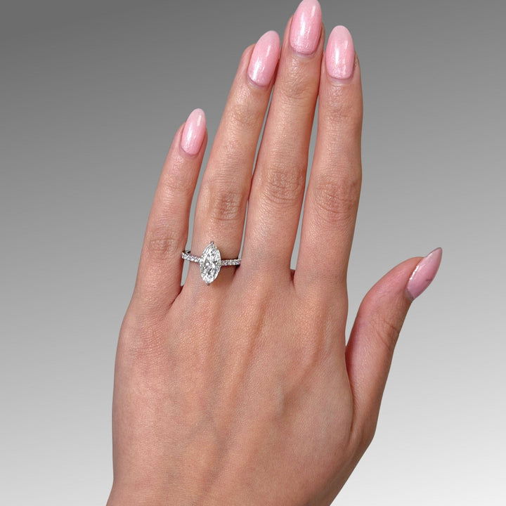 AGI Design Ready to Ship  Nelly 2.07ct marquise Lab Diamond E/VVS2  Engagement Ring in Platinum)