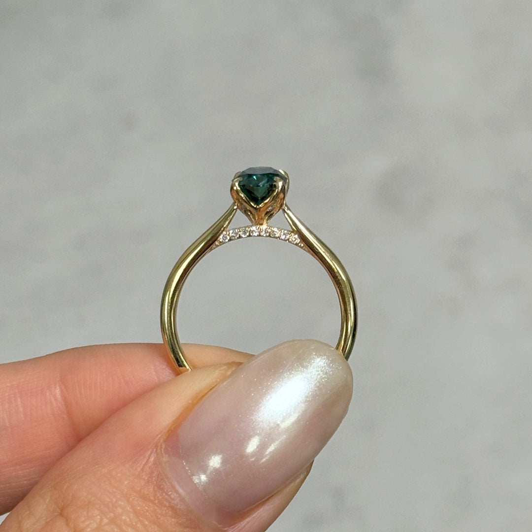 AGI Design Ready to Ship  Nora 1.2ct Green Oval Moissanite Engagement Ring in 14k yellow gold