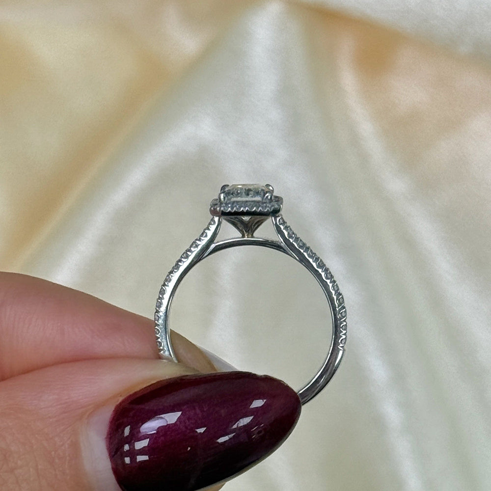 AGI Design Ready to Ship  Victoria 1.03ct E/VVS2 Radiant Lab-Created Diamond Engagement Ring