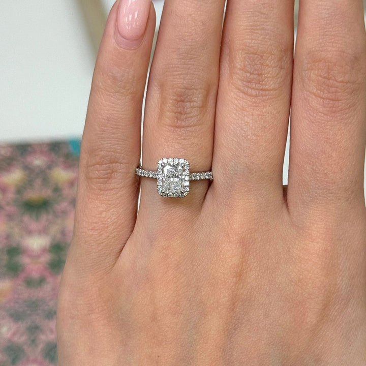 AGI Design Ready to Ship  Victoria 1.03ct E/VVS2 Radiant Lab-Created Diamond Engagement Ring