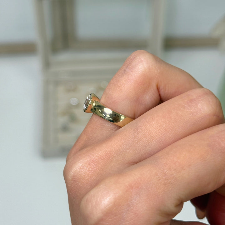 AGIDesignShop Susan Round Lab created diamond Bezel Engagement Ring