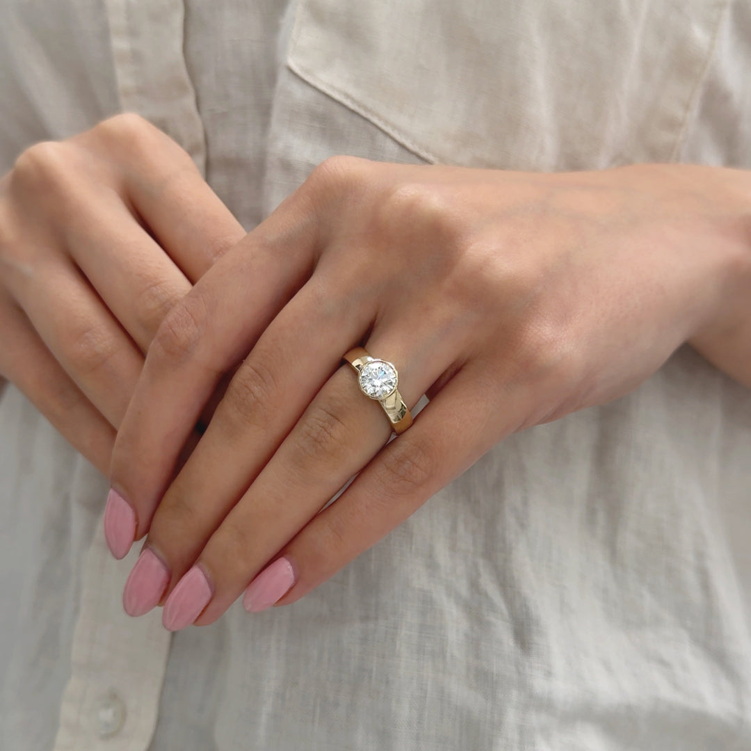 AGIDesignShop Susan Round Moissanite Bezel Engagement Ring