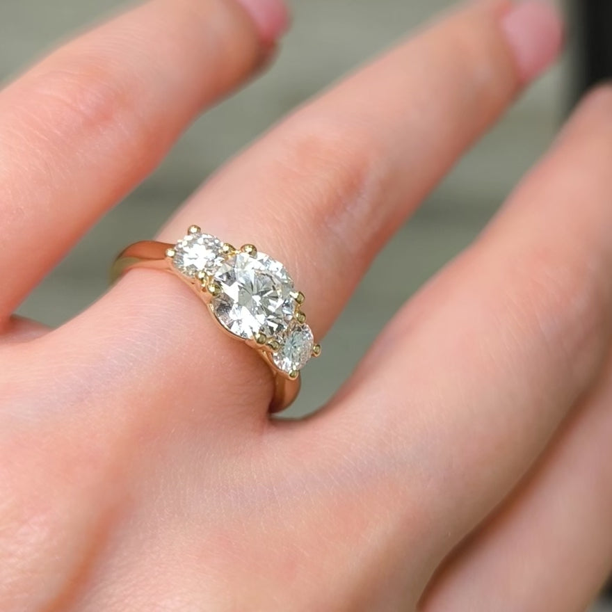 Leona Round Moissanite and Lab Diamonds Engagement Ring