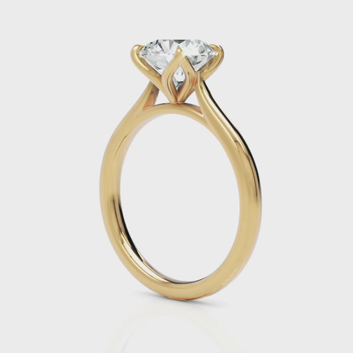 Bague de fiançailles ronde en moissanite Megan