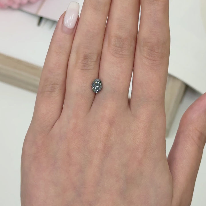 7x5mm ( DEW 1ct) oval dark grey moissanite