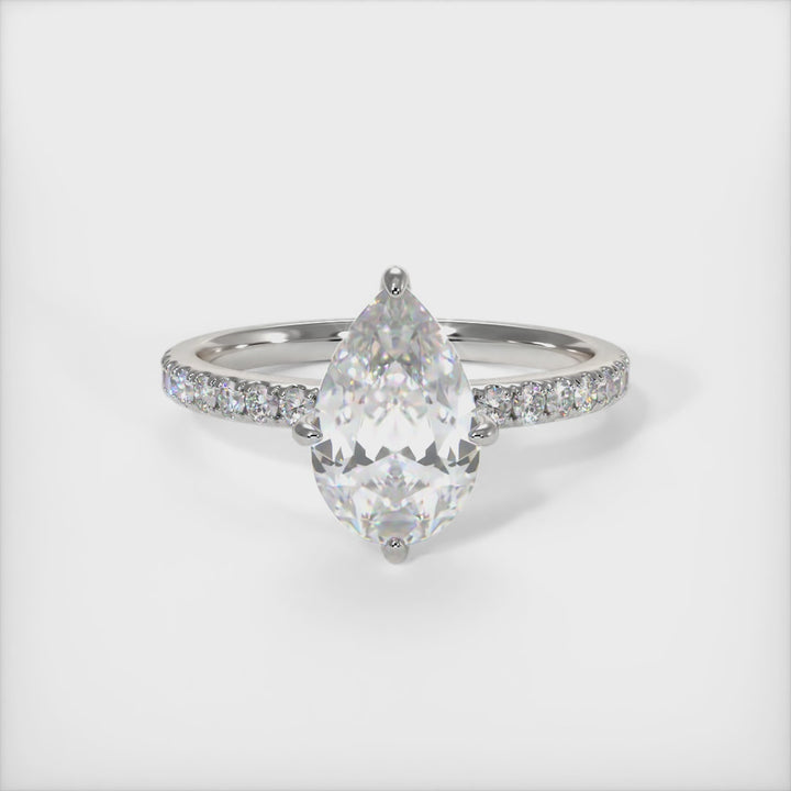 Bague de fiançailles en diamant créée en laboratoire par Patricia Pear