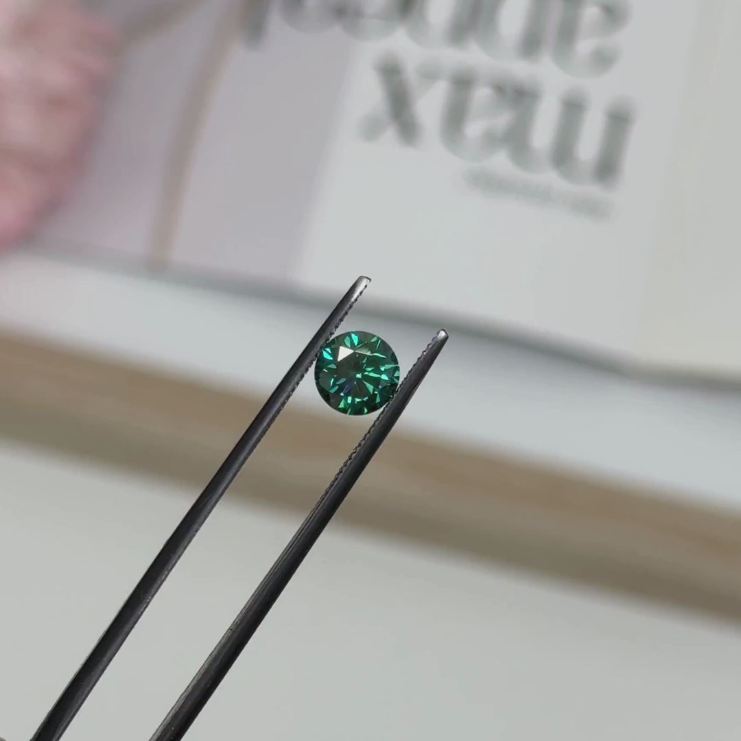 7mm ( DEW 1.2ct) round dark green moissanite