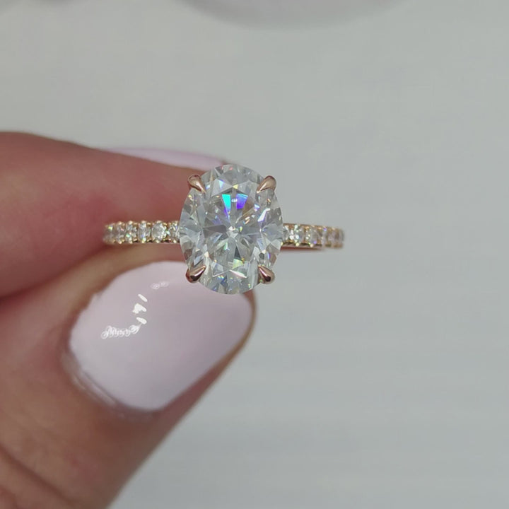 Abigail Oval Moissanite  Engagement Ring