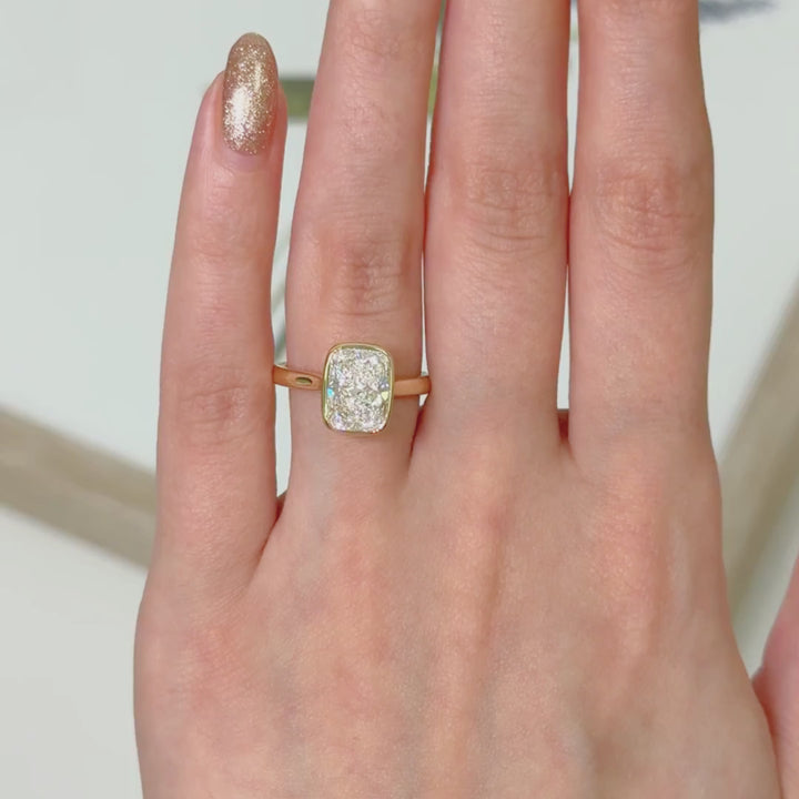 Ready to Ship Ray 3.01ct D/VVS2 Elongated Cushion Cut Lab-Created Diamond Engagement Ring in 18k Yellow Gold