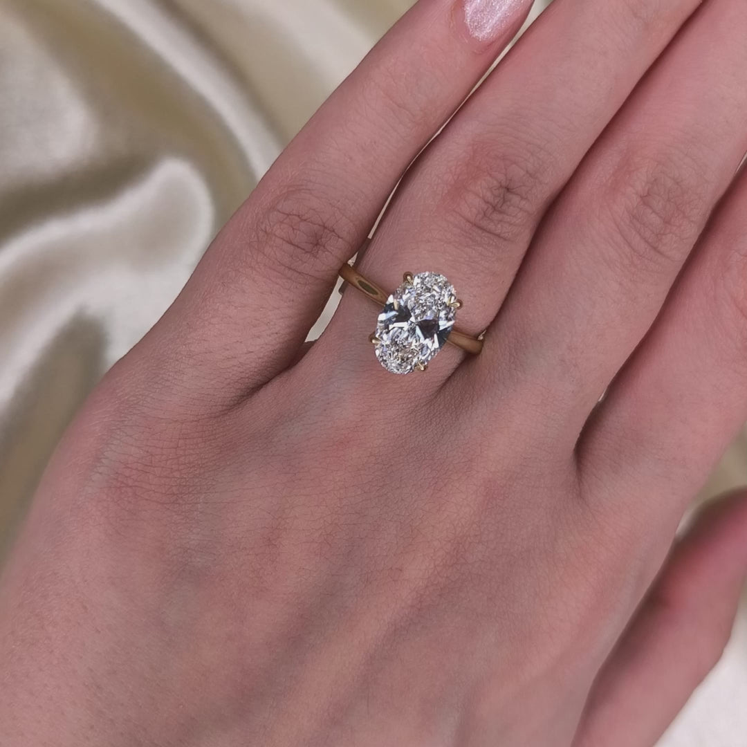 Bague de fiançailles Chloé ovale en diamant créé en laboratoire