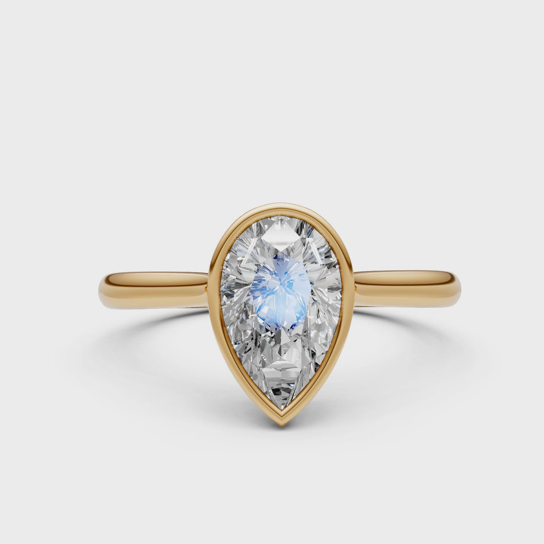 Bague de fiançailles sertie de diamants créés en laboratoire par Rachel Pear