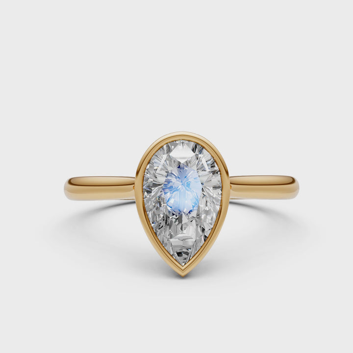 Bague de fiançailles sertie de diamants créés en laboratoire par Rachel Pear