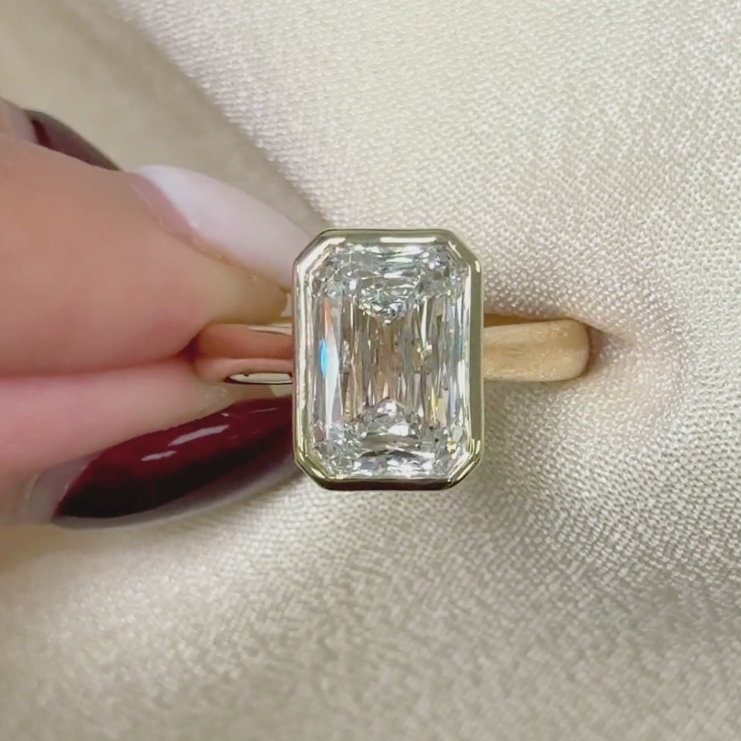 Ready to Ship  Ray 4.61ct Criss-Cut Lab Diamond E/VS1  Engagement Ring in 14k Yellow Gold