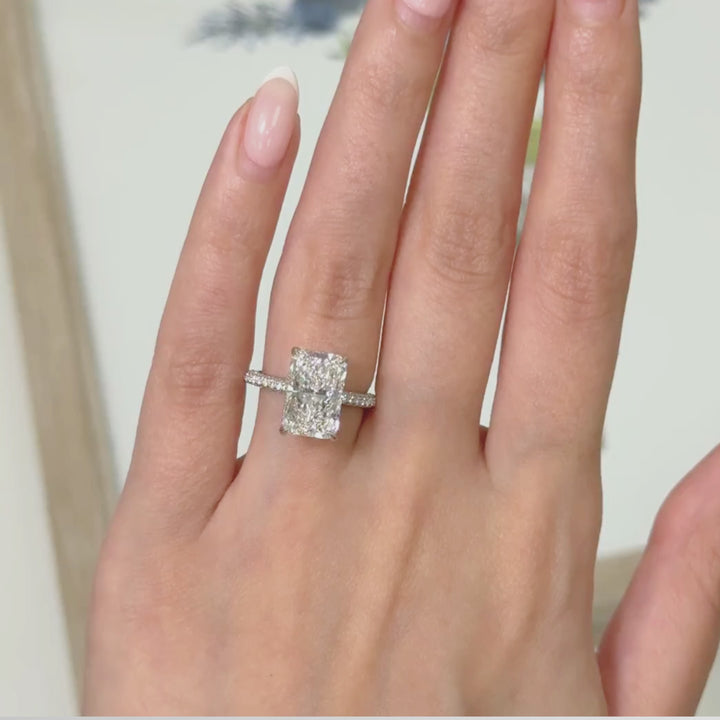 Ready to Ship  4.29ct D/VVS2 Radiant Lab-Created Diamond Engagement Ring in Platinum