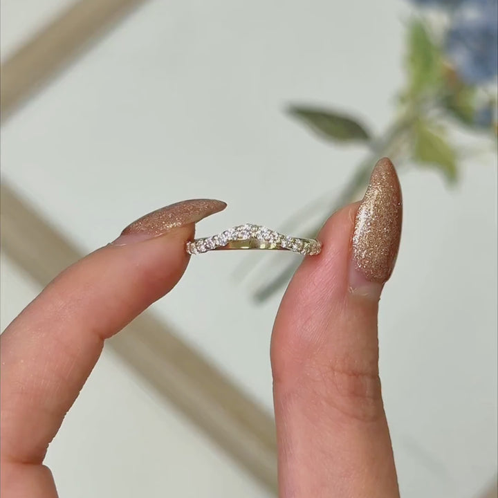 Alliance semi-éternité en diamants synthétiques ronds de 1,57 ct