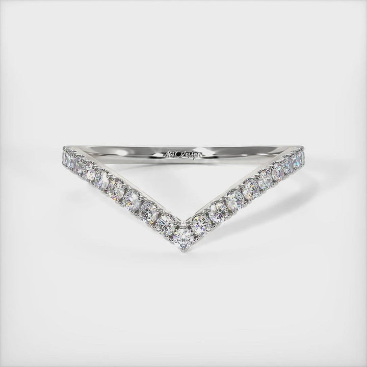 Erin lab-created diamonds wedding band/AGI Design/Celebrate the lasting tradition of marriage with a timeless wedding band set in gold or platinum with round high-quality lab-created diamonds. 