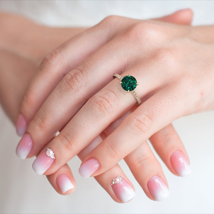 AGI Design Abby Round Green Moissanite Engagement ring