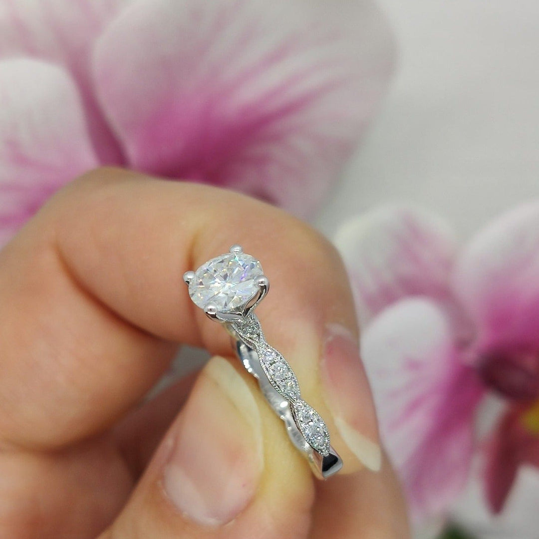 AGIDesignShop Dana Round Moissanite Engagement Ring