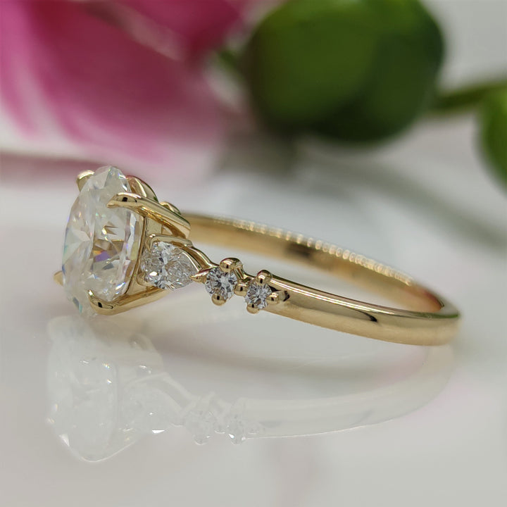 AGI Design Emma Oval Moissanite Engagement Ring